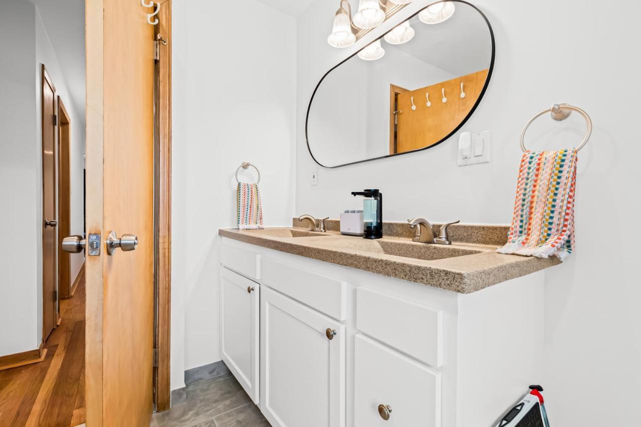 Family-Friendly, Multi-Day Sale, 15 Mins To Downtown Villa Detroit Eksteriør billede